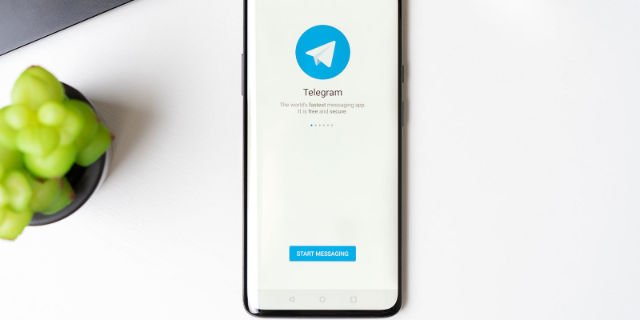Come fare videochiamate su Telegram copertina