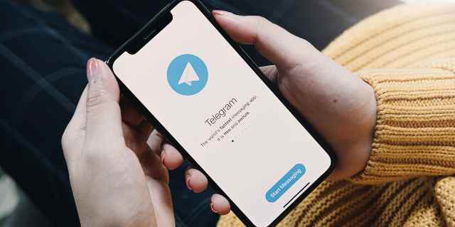 Come inviare messaggi vocali su Telegram copertina