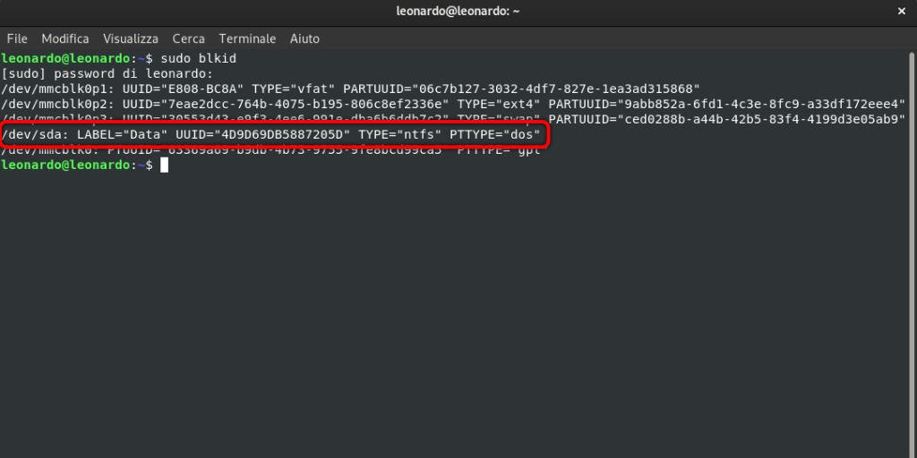 Montare hard disk allavvio su Debian terminale